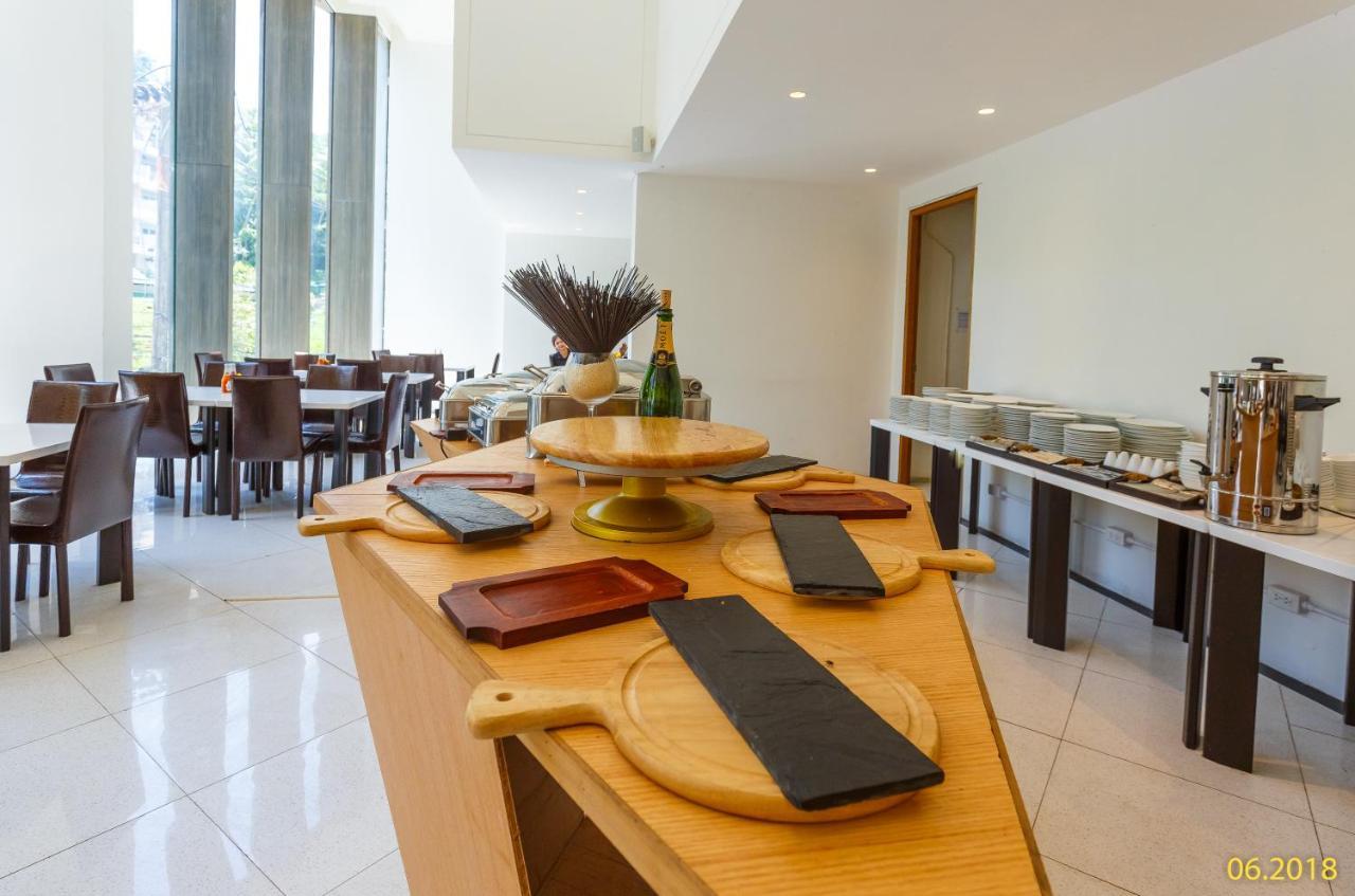 The Aristo Beach By Holy Cow 212 Phuket Exterior foto