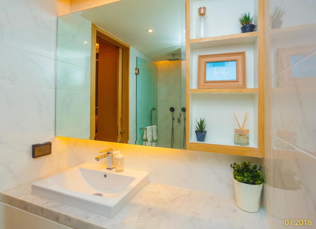 The Aristo Beach By Holy Cow 212 Phuket Exterior foto