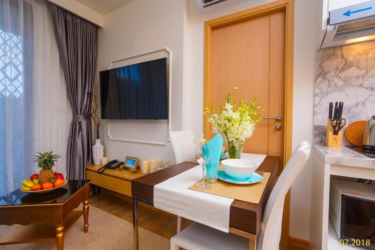 The Aristo Beach By Holy Cow 212 Phuket Exterior foto